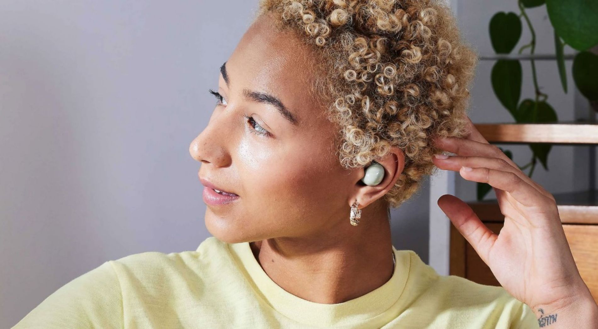 Hình ảnh cho danh mục Bí quyết tiết kiệm pin Galaxy Buds cả ngày dài không phải sạc: Tận hưởng âm thanh tuyệt vời mọi lúc mọi nơi